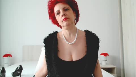 Snapshot of milffsupreme chatting on March 11, 2025, 12:28 pm Milfsupreme online show from March 11, 2025, 12:28 pm