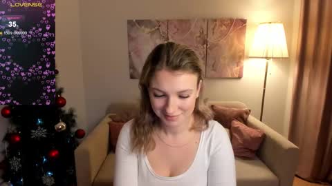 Snapshot of milinafox chatting on January 7, 2026, 10:56 pm milinafox online show from January 7, 2026, 10:56 pm