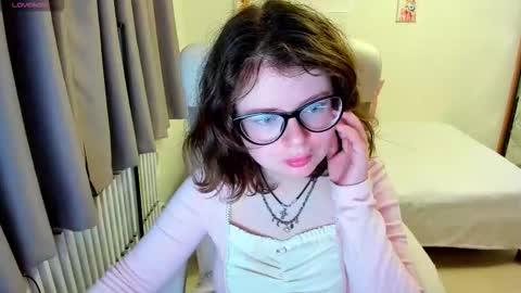 Snapshot of milisasweet chatting on October 8, 2025, 6:38 pm MilisaSweet online show from October 8, 2025, 6:38 pm