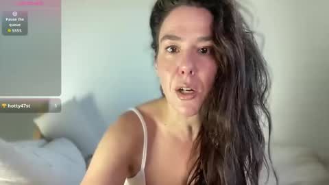 Milk online show from October 15, 2025, 12:38 pm