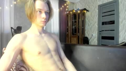 Isaac online show from January 6, 2026, 5:00 am