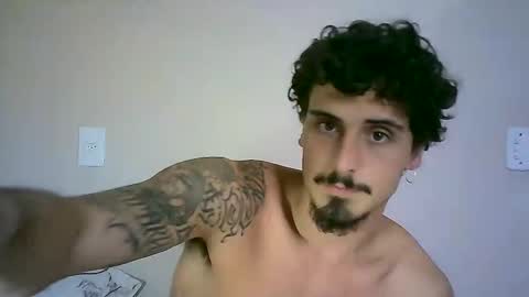 milkoffee online show from January 5, 2025, 8:52 pm