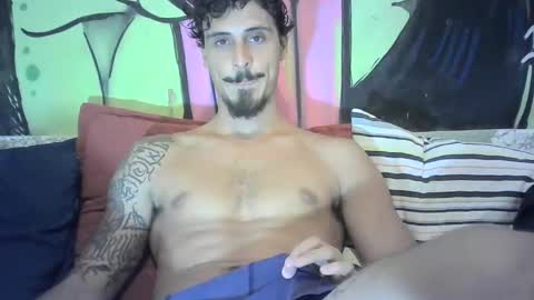 milkoffee online show from March 8, 2025, 10:56 pm