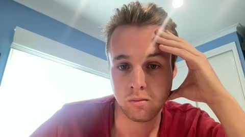 Milkplease online show from December 4, 2025, 2:21 am