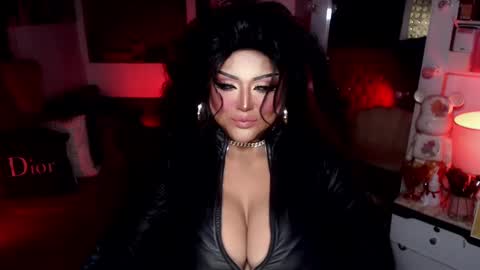 milkshakelavinia online show from February 2, 2025, 3:39 pm