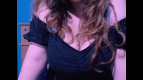 Snapshot of milky_marilynne chatting on June 28, 2026, 7:42 pm Marilynne online show from June 28, 2026, 7:42 pm