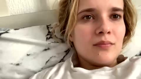 Snapshot of milkybaby269137 chatting on February 9, 2025, 11:14 am milkybaby269137 online show from February 9, 2025, 11:14 am