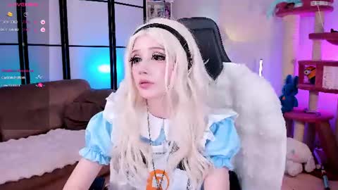 Snapshot of milkycute chatting on July 11, 2026, 3:37 pm milky cute online show from July 11, 2026, 3:37 pm