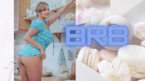 Mila online show from December 3, 2024, 10:18 pm