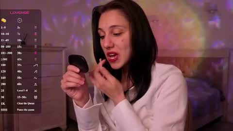 Snapshot of millaa_veyy chatting on June 17, 2026, 7:04 pm Milana online show from June 17, 2026, 7:04 pm