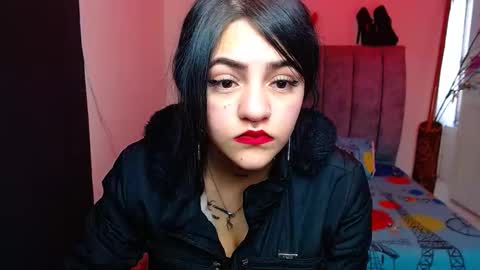 Violeta online show from October 15, 2025, 1:44 pm