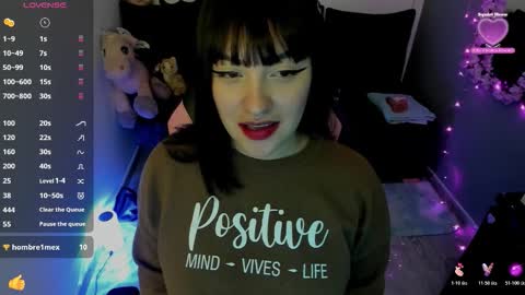 millandiux online show from October 27, 2025, 3:10 am