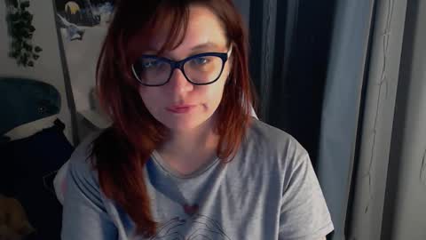 Milla online show from November 1, 2025, 9:39 pm