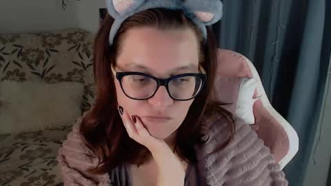 Snapshot of millapoolys chatting on April 29, 2026, 4:00 pm Milla online show from April 29, 2026, 4:00 pm