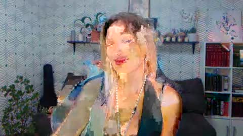 MillaXQueen online show from June 14, 2026, 8:38 am