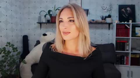 MillaXQueen online show from July 12, 2026, 3:14 pm