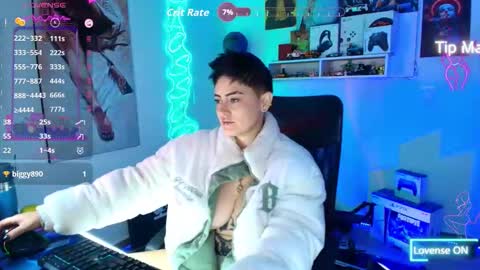 Snapshot of milley_rose chatting on September 19, 2025, 10:21 pm Im girl my name is Johana online show from September 19, 2025, 10:21 pm