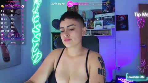 Im girl my name is Johana  online show from November 28, 2025, 7:38 pm