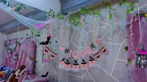 Snapshot of milleyjones_ chatting on October 25, 2025, 8:03 pm milleyjones_ online show from October 25, 2025, 8:03 pm