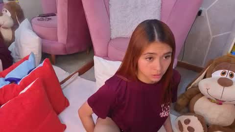 Snapshot of milleyjones_ chatting on November 26, 2025, 7:59 pm milleyjones_ online show from November 26, 2025, 7:59 pm