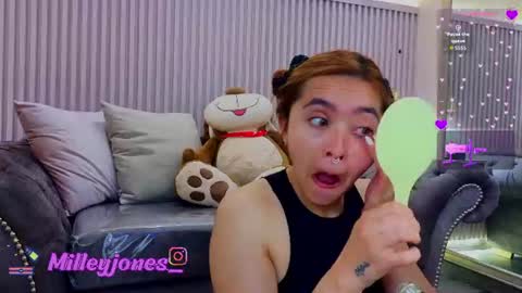 Snapshot of milleyjones_ chatting on June 18, 2026, 12:31 pm milleyjones_ online show from June 18, 2026, 12:31 pm