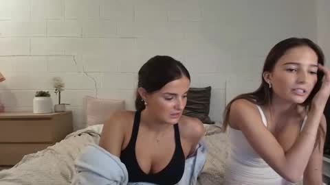 Snapshot of milliemayyyy chatting on February 25, 2026, 12:53 am Millie May online show from February 25, 2026, 12:53 am