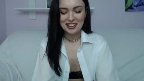 Snapshot of milly_hottt chatting on February 13, 2025, 3:14 pm Milly online show from February 13, 2025, 3:14 pm