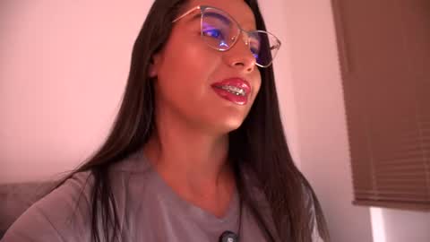 gaby online show from December 4, 2025, 4:44 am