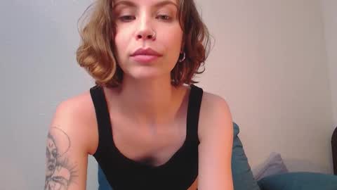 Milly online show from October 5, 2025, 8:23 am
