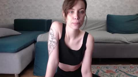 Milly online show from November 23, 2025, 9:20 am