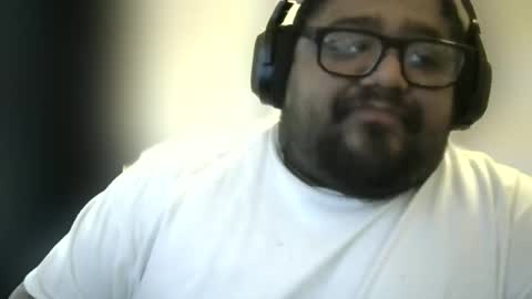 milo69966 online show from April 13, 2026, 12:49 am