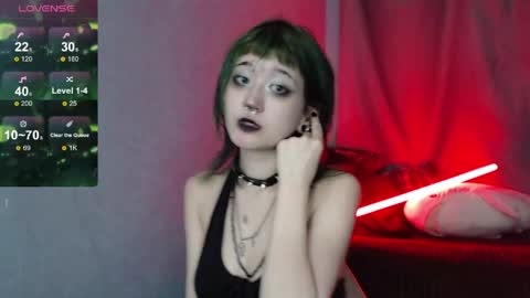 milten_trish online show from April 15, 2026, 2:07 am
