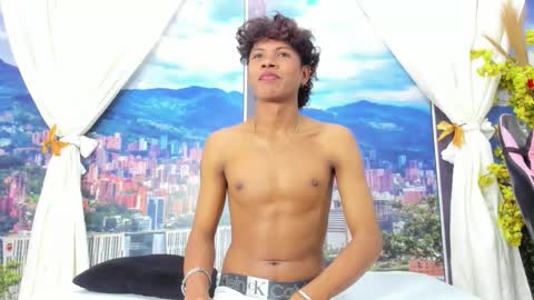 Snapshot of miltondelis chatting on November 14, 2025, 5:50 am miltondelis online show from November 14, 2025, 5:50 am