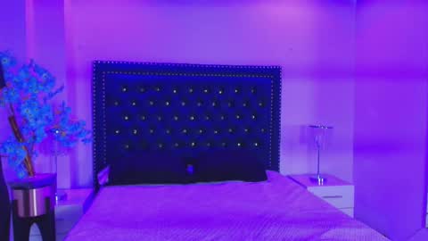 Milu ballmer  online show from December 2, 2025, 11:37 am