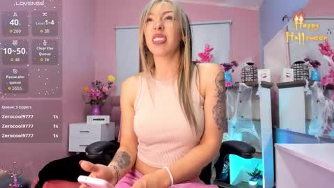  Milu Belucci  online show from October 29, 2025, 3:25 pm