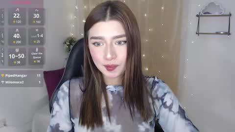 Snapshot of mily_thomson_b chatting on February 8, 2025, 1:43 am Mily online show from February 8, 2025, 1:43 am