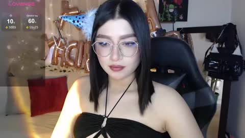 Snapshot of mily_thomson_b chatting on September 11, 2025, 8:42 pm Mily online show from September 11, 2025, 8:42 pm