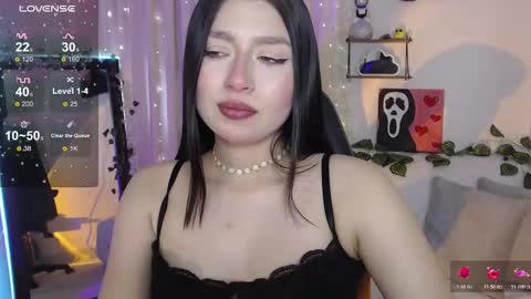 Snapshot of mily_thomson_b chatting on November 27, 2025, 8:11 pm Mily online show from November 27, 2025, 8:11 pm