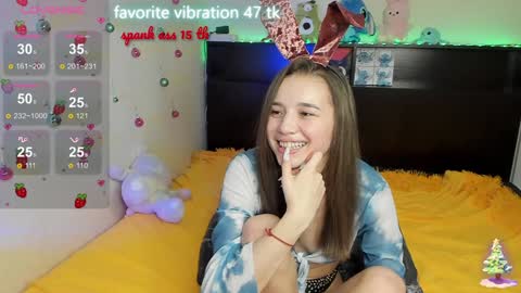 Snapshot of milyamess chatting on January 2, 2025, 9:39 pm Emily online show from January 2, 2025, 9:39 pm