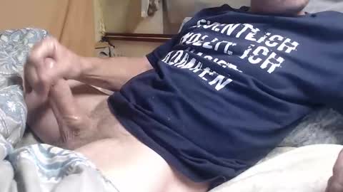 mimes32 online show from November 4, 2025, 3:05 am