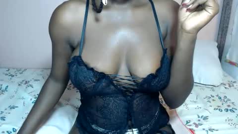 mimiebony online show from June 5, 2026, 6:42 am