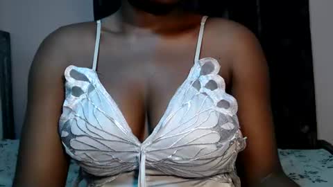 Snapshot of mimiebony chatting on July 13, 2026, 7:55 am mimiebony online show from July 13, 2026, 7:55 am