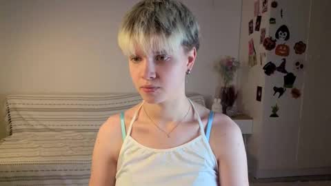 Sonya online show from November 29, 2025, 2:09 pm