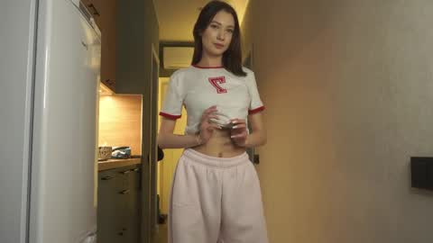 Mira online show from March 25, 2026, 8:53 am