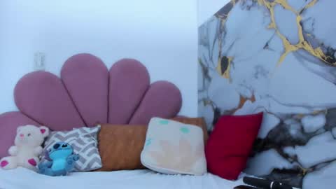 Snapshot of minari_ chatting on February 4, 2026, 3:40 pm minari_ online show from February 4, 2026, 3:40 pm