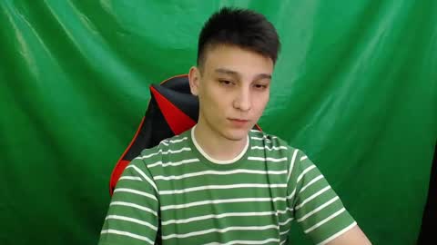 minato_kono online show from September 10, 2025, 8:47 am