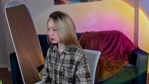 Allice online show from February 9, 2026, 1:53 am