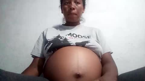 Minie4Tina online show from February 27, 2026, 8:47 am