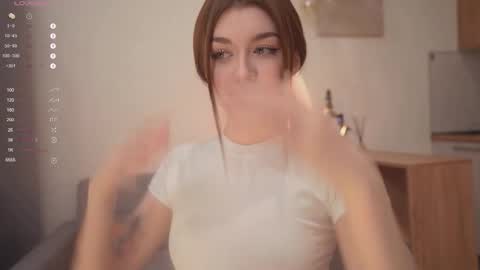 Rina online show from October 1, 2025, 3:51 pm