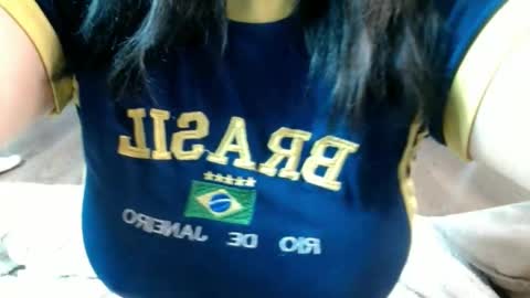 Minji online show from April 2, 2026, 12:58 pm